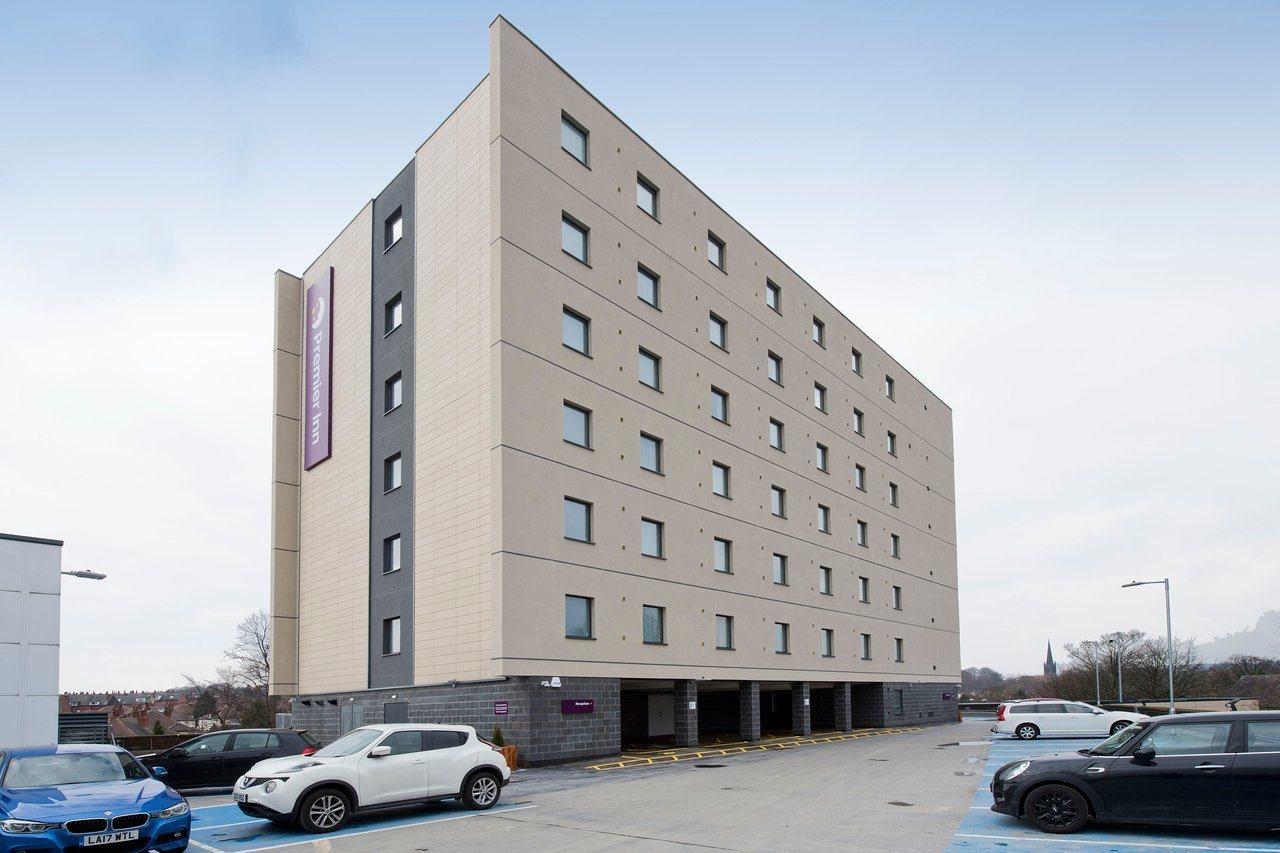 Premier Inn Leeds Headingley Exterior photo