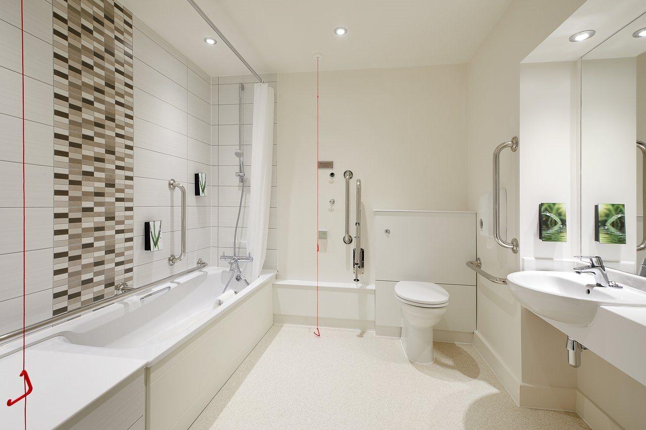 Premier Inn Leeds Headingley Exterior photo